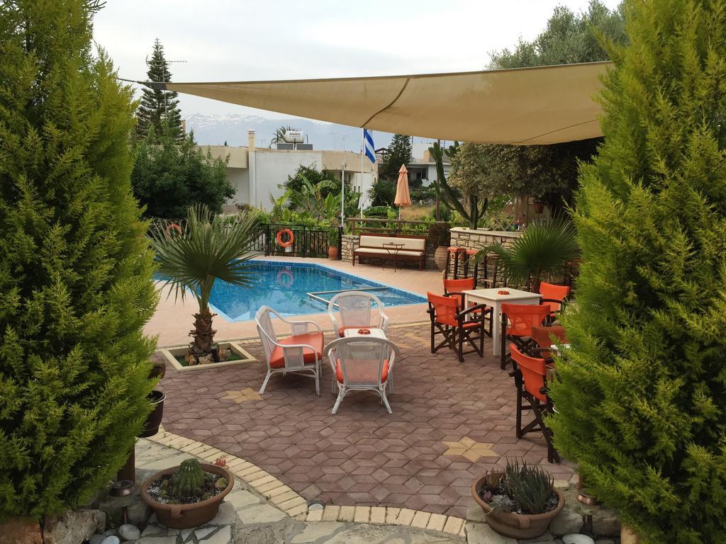 Vrisi Apartments & Villa Pitsidia Exterior foto